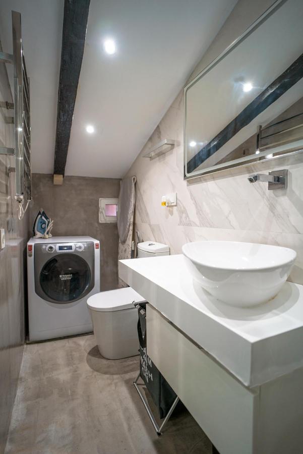 Atico Con Terraza Y Jacuzzi En El Centro Apartment Валенсия Стая снимка