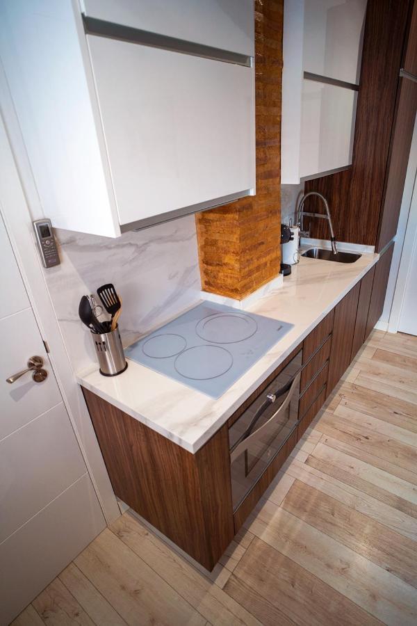 Atico Con Terraza Y Jacuzzi En El Centro Apartment Валенсия Стая снимка