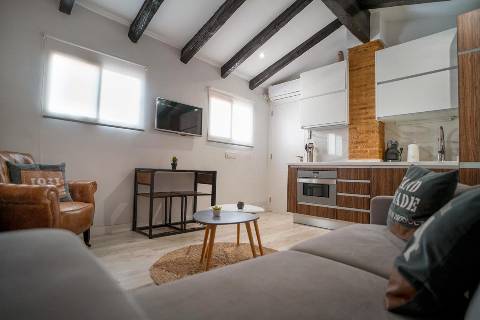 Atico Con Terraza Y Jacuzzi En El Centro Apartment Валенсия Стая снимка